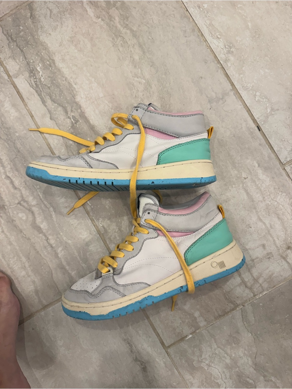Oncept Philly high top